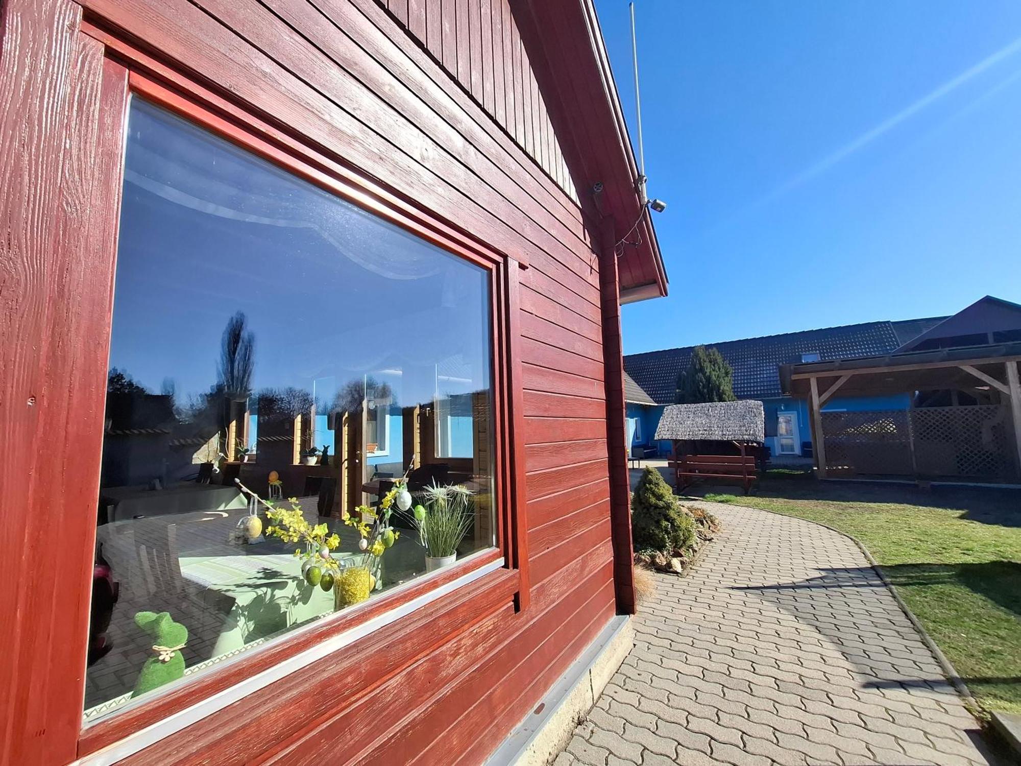 Kek Laguna Wellness Apartmanok Эгерсалок Экстерьер фото